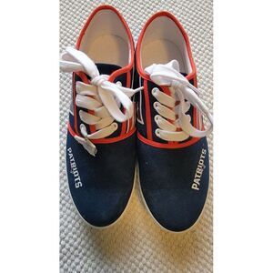 NFL  Women's New‎ England Patriots Tennis Shoes Sneakers Size 10 US NEW W/charm
